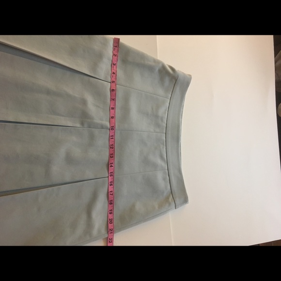 Vintage Salvatore Ferragamo Cotton Pleated Skirt. - Picture 6 of 6